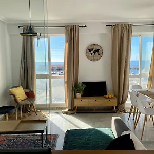 Apartamento Seafront In With Pool And Garage, Marbella